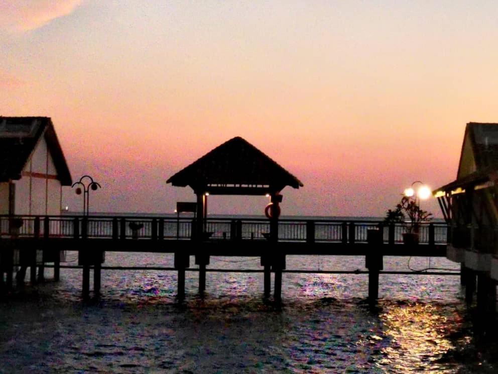 Water Chalet Port Dickson- Private المظهر الخارجي الصورة